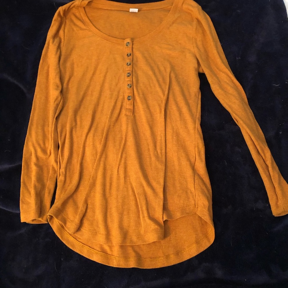 Old navy long sleeve